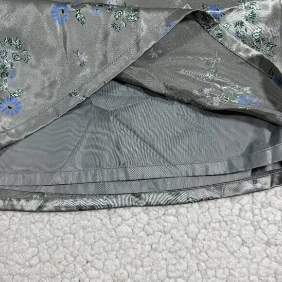 Vintage Y2K Old Navy Girls Satin Skirt Size 6 Metallic Silver Floral Fairy - Picture 3 of 5